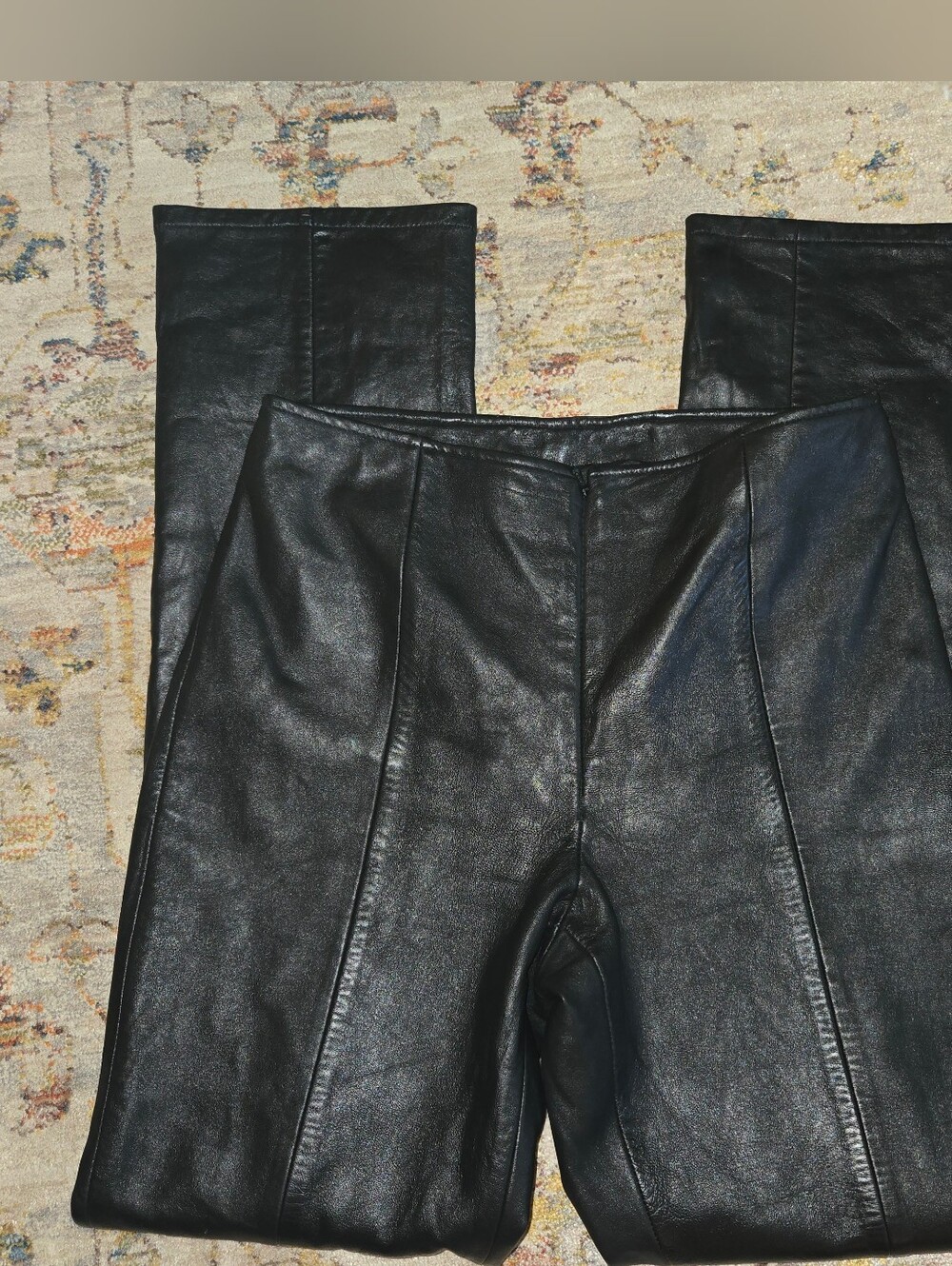 VS2  Black Lambskin Buttery Soft Leather Womens Pants, Size 2
